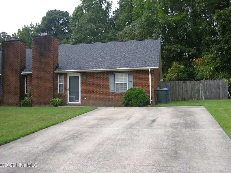 1206 Holden Drive B — photo