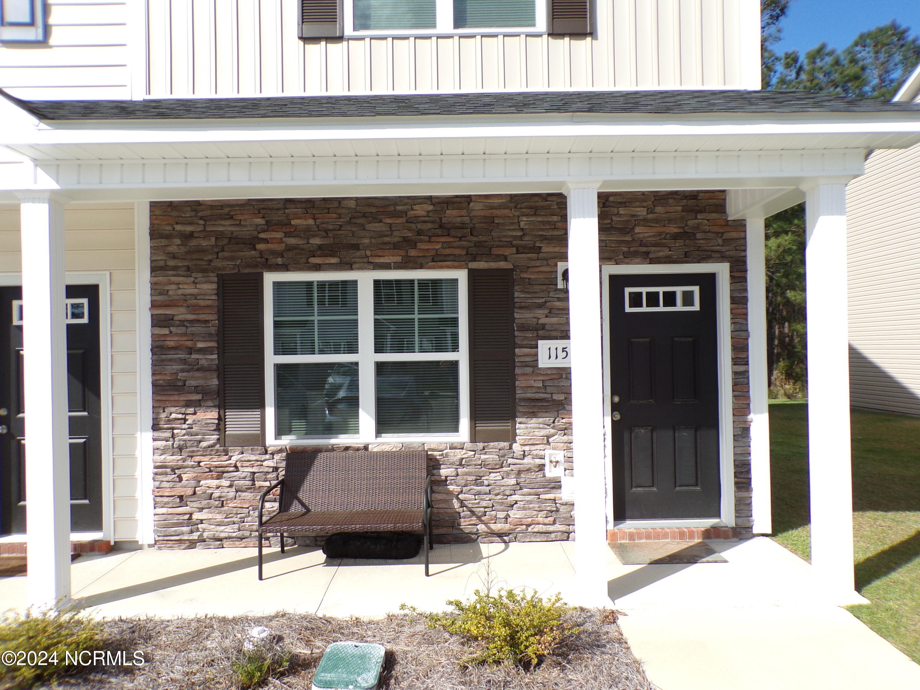 115 Jaydn Drive E, Jacksonville, NC 28546 — photo 2