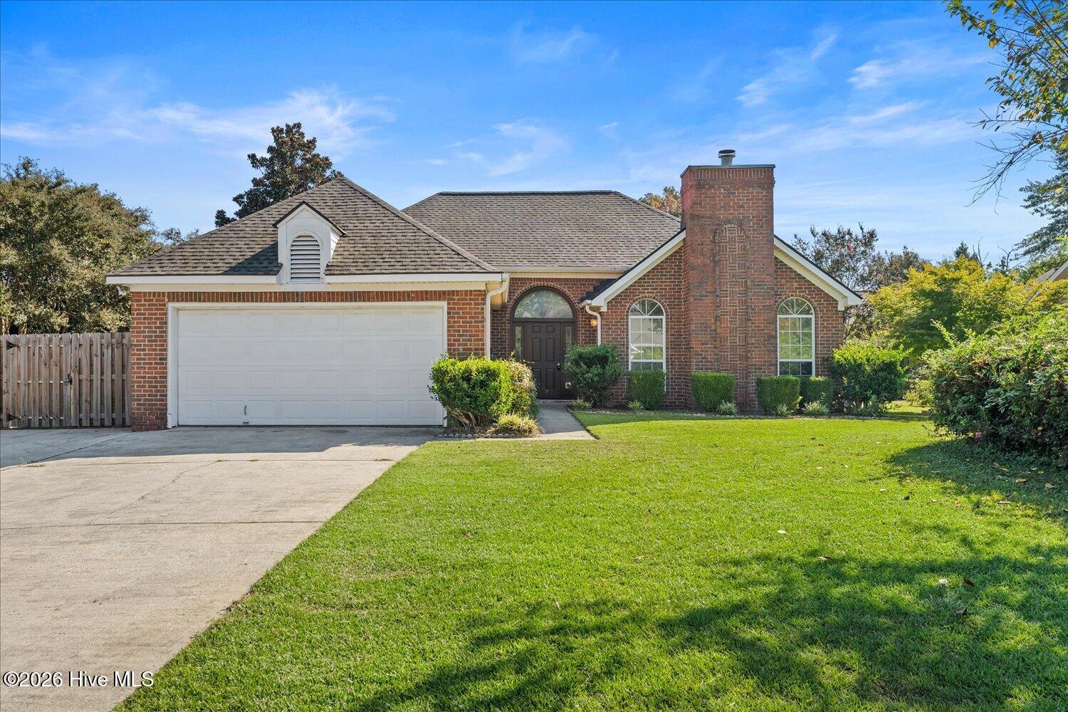 536 Oak Brook Drive — photo