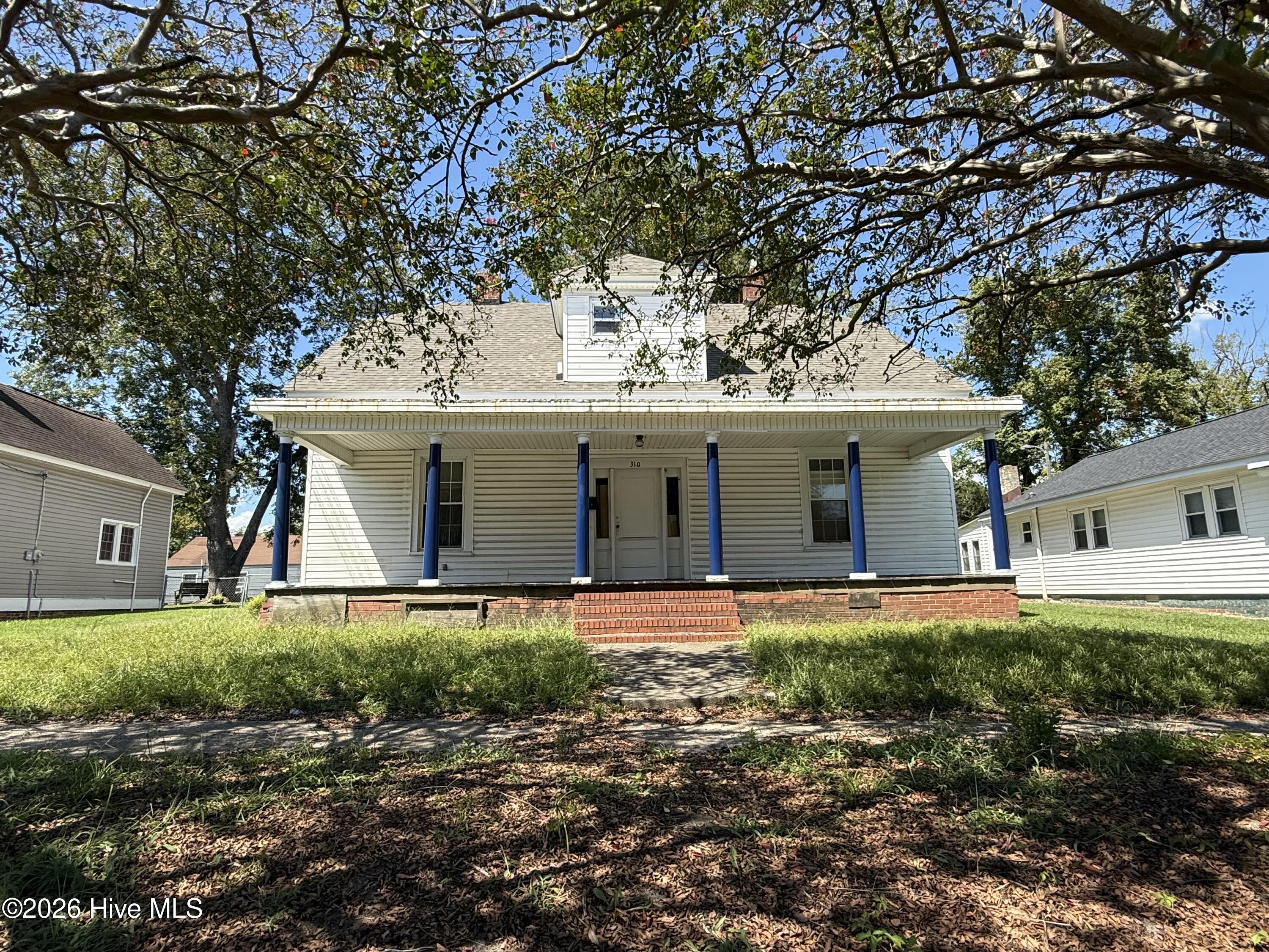 310 E Main Street — photo