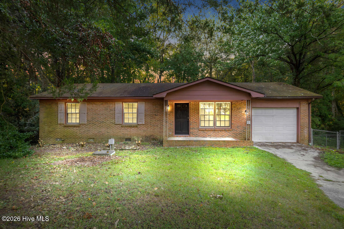6213 Sabine Drive — photo