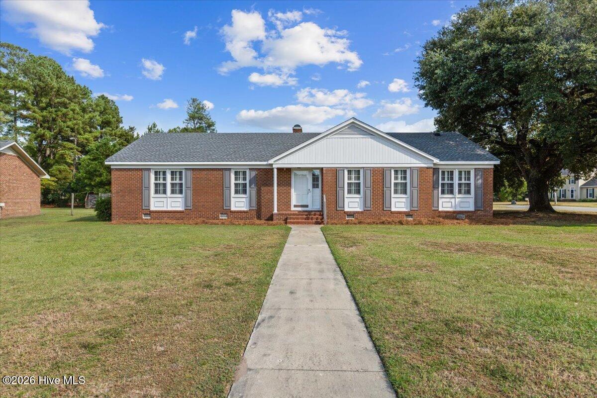 2801 Graham Drive — photo