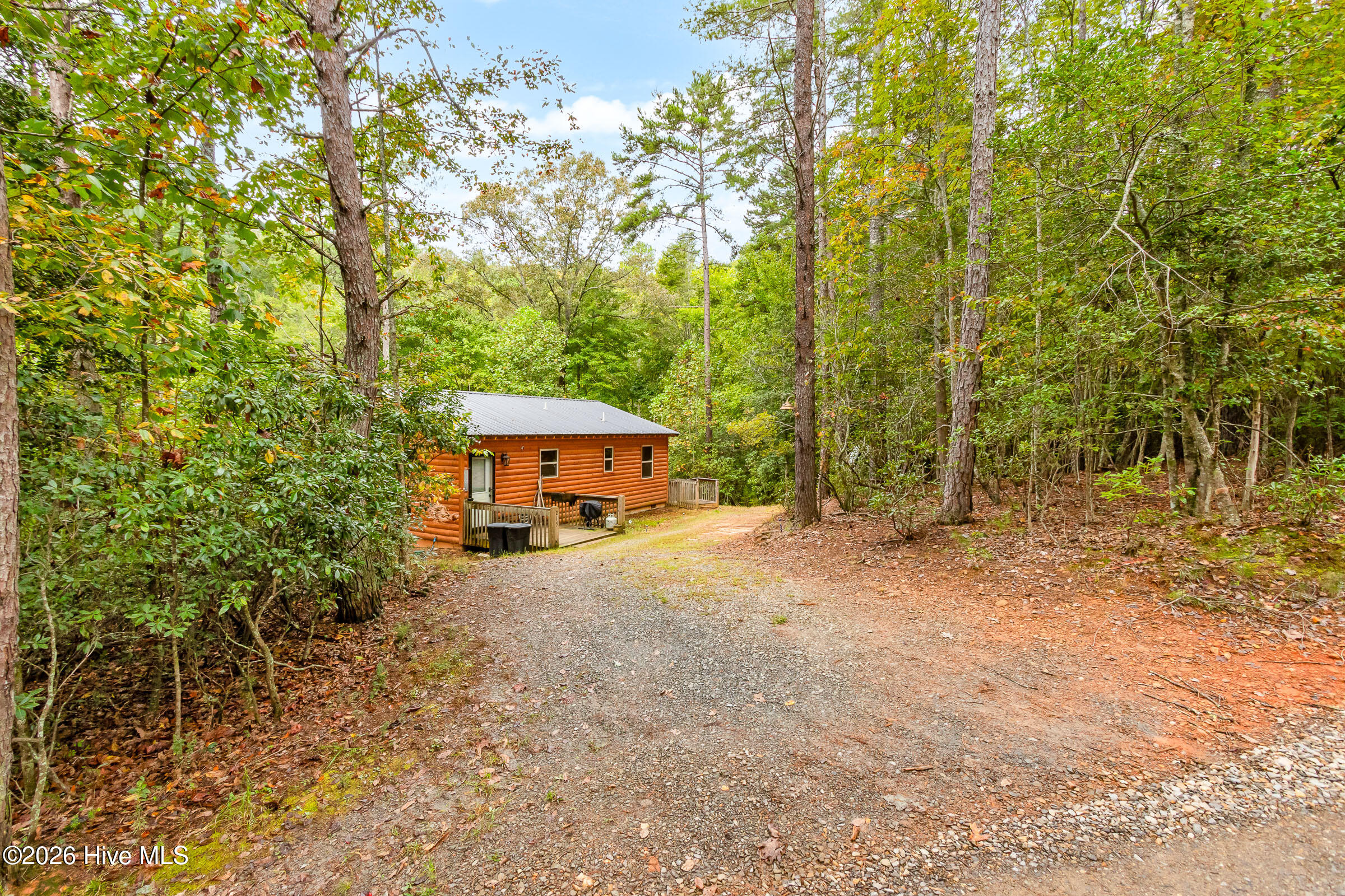 215 Quail Drive — photo