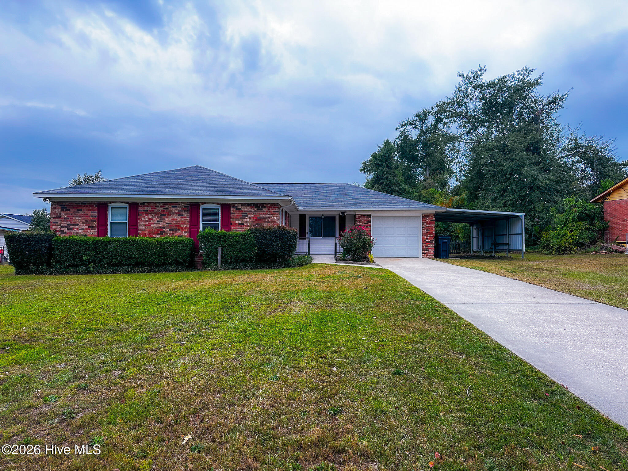 3322 Cockatoo Road — photo