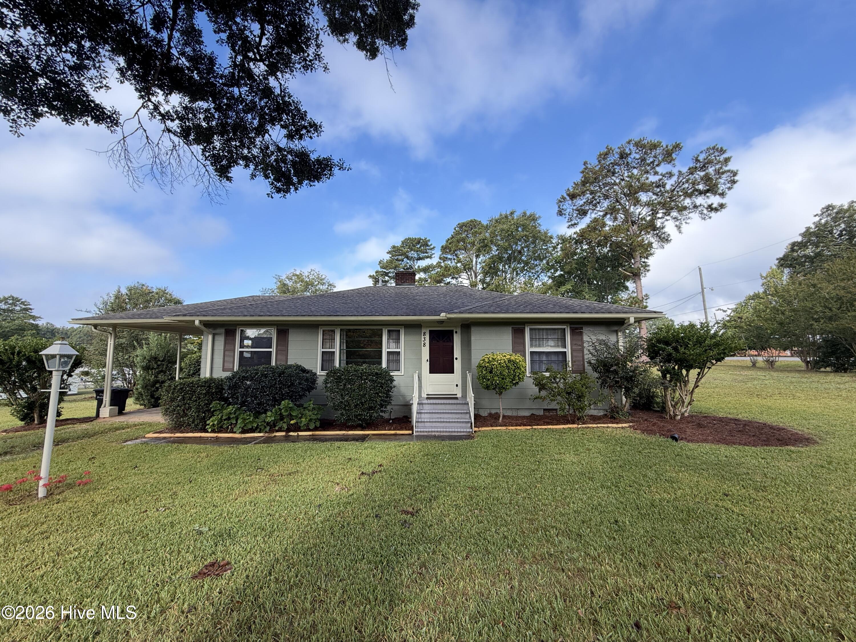 838 Berkshire Drive — photo
