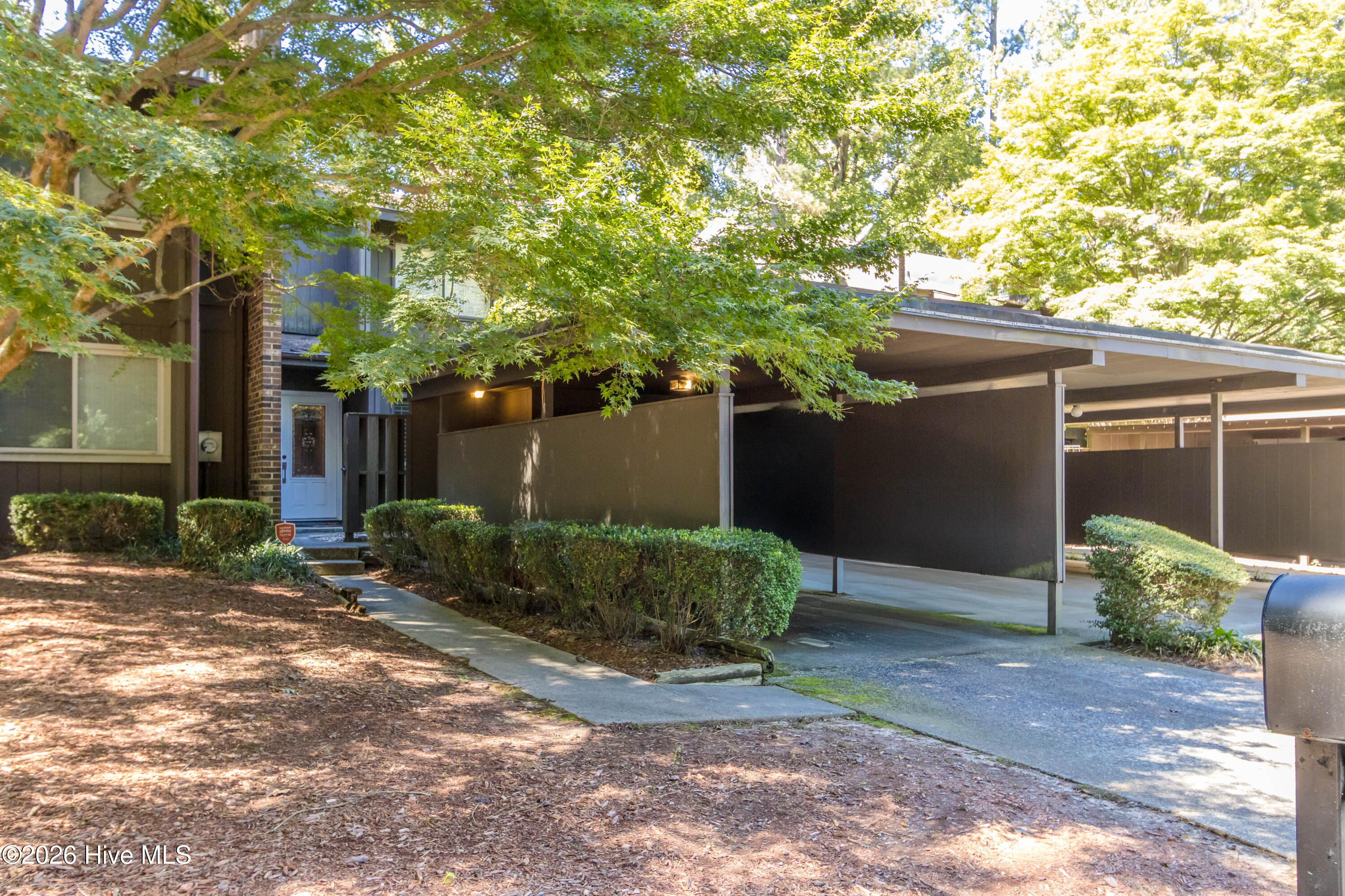 3505 Prestwick Drive — photo