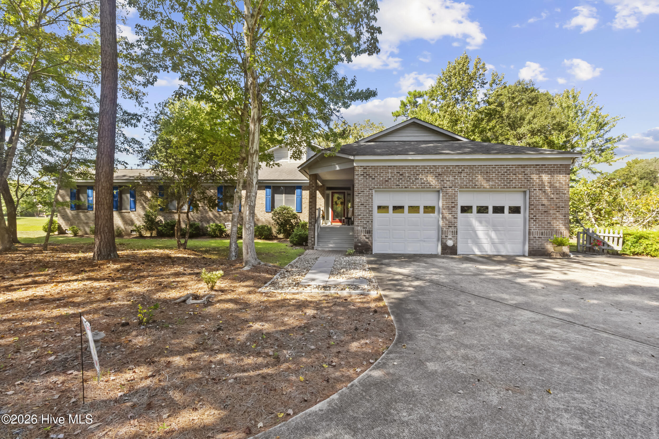 3306 Peppercorn Road — photo