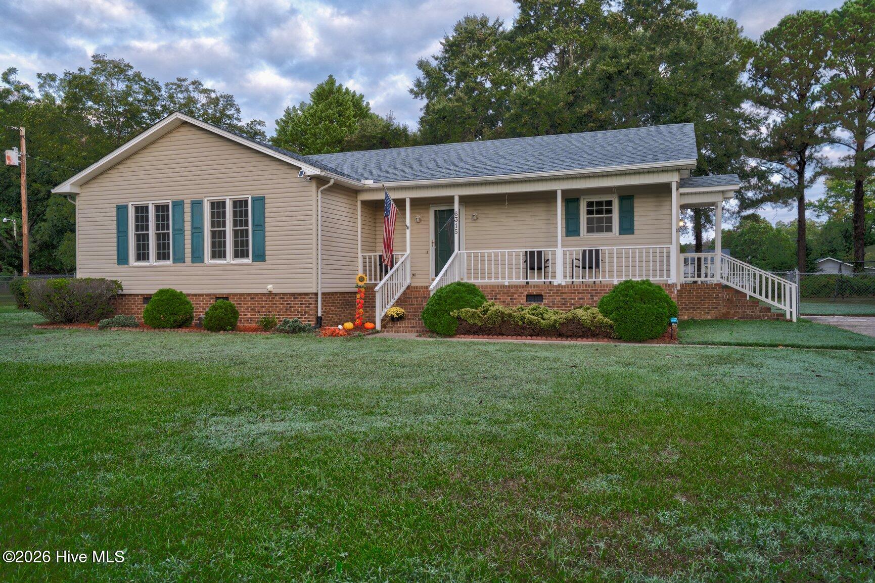 6315 Black Creek Road — photo