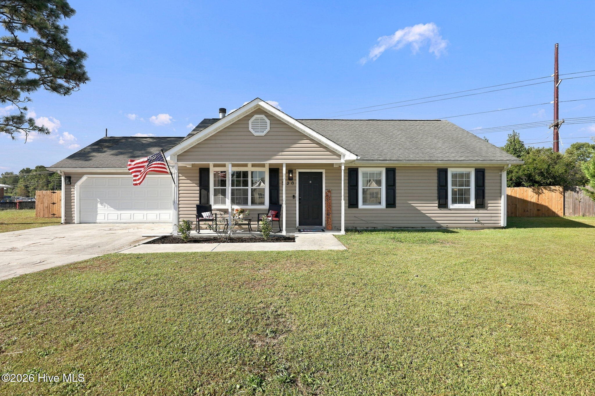 320 Josie Court — photo