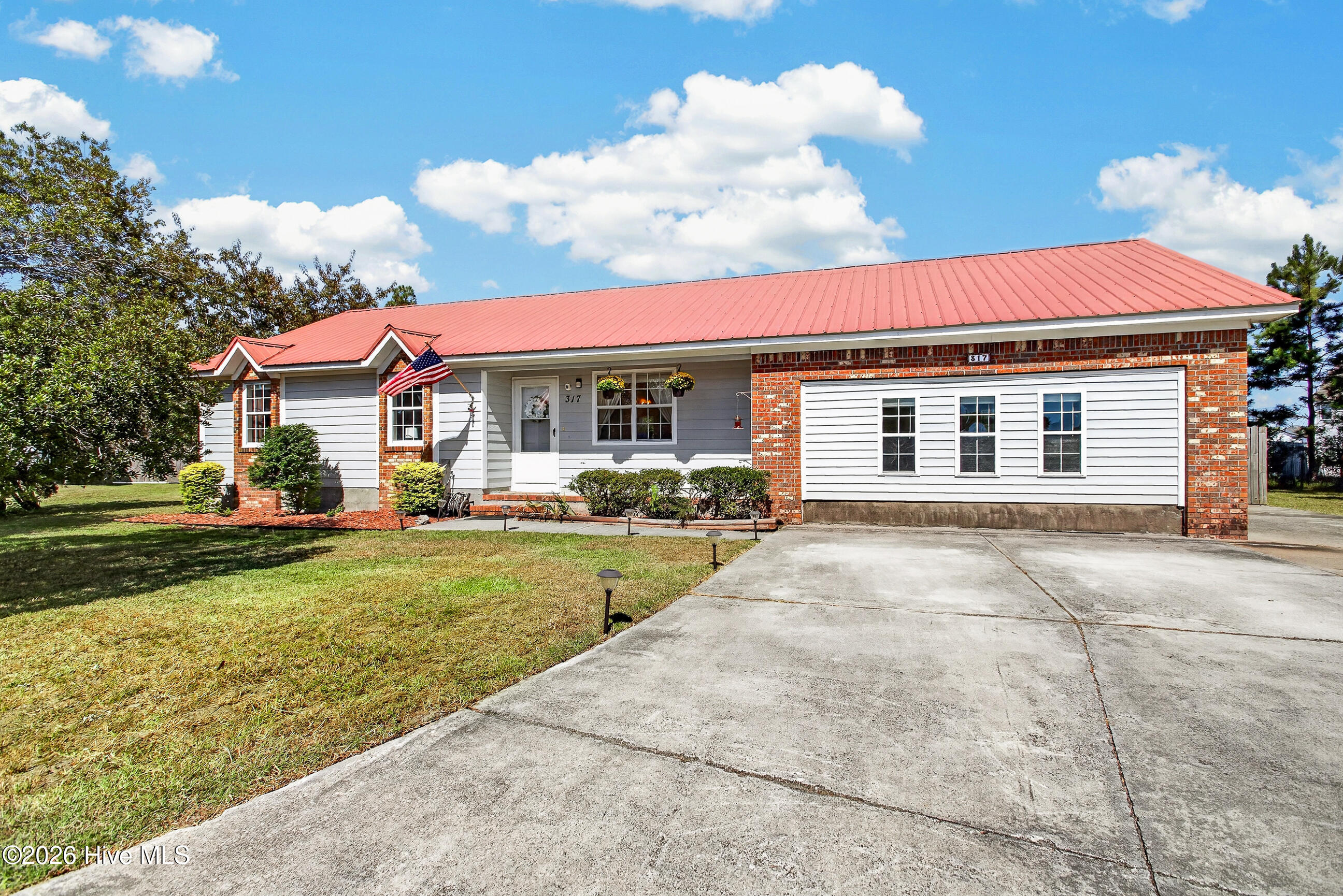 317 Cinnamon Drive — photo