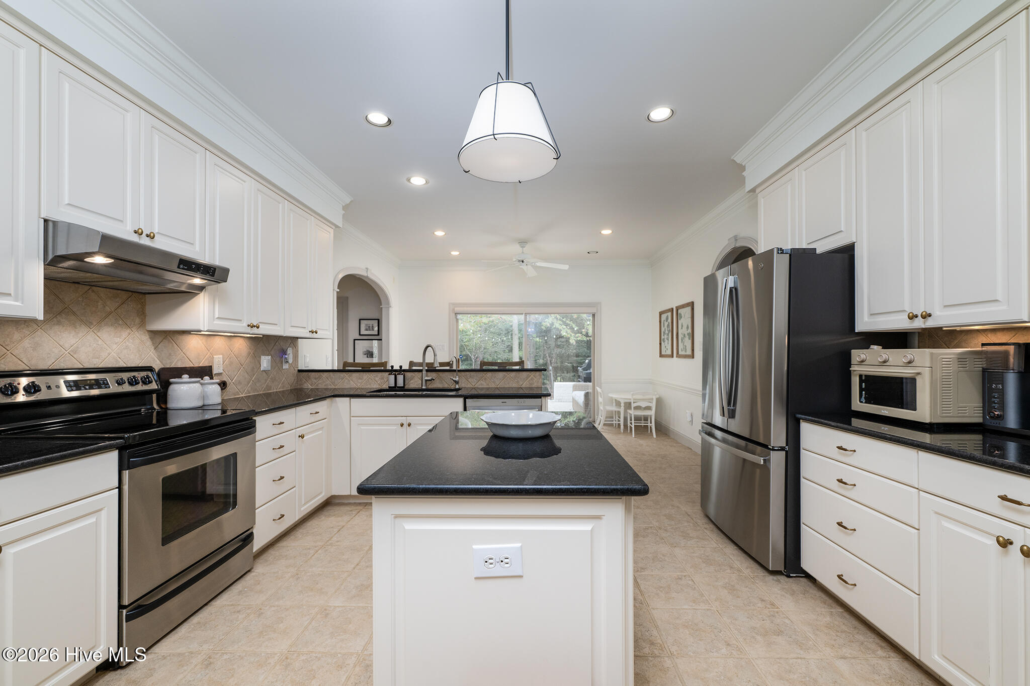 305 Taberna Circle, New Bern, NC 28562 — photo 3