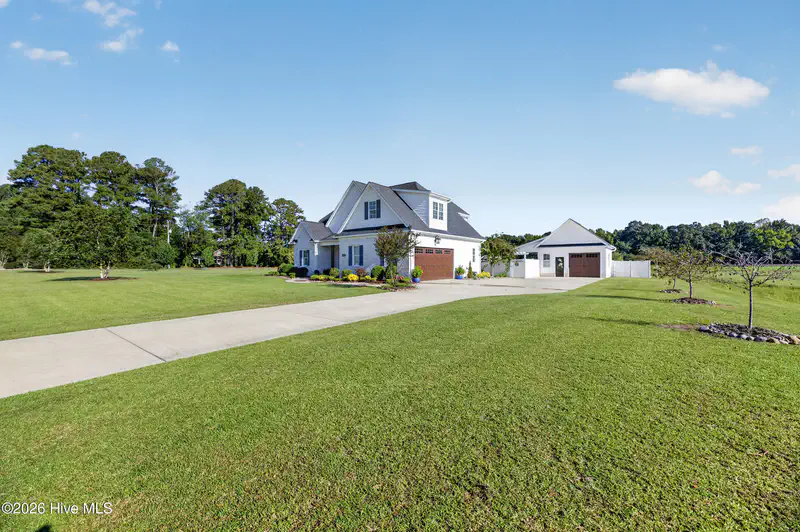 2323 Waverly Hill Drive — photo