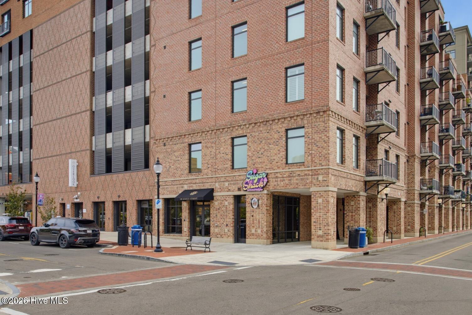 10 Grace Street Apt 303 — photo