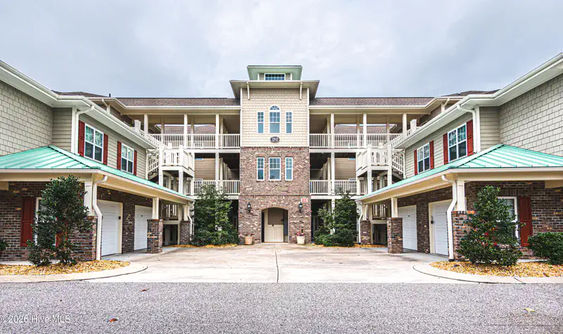 7825 High Market Street Unit 304 — photo