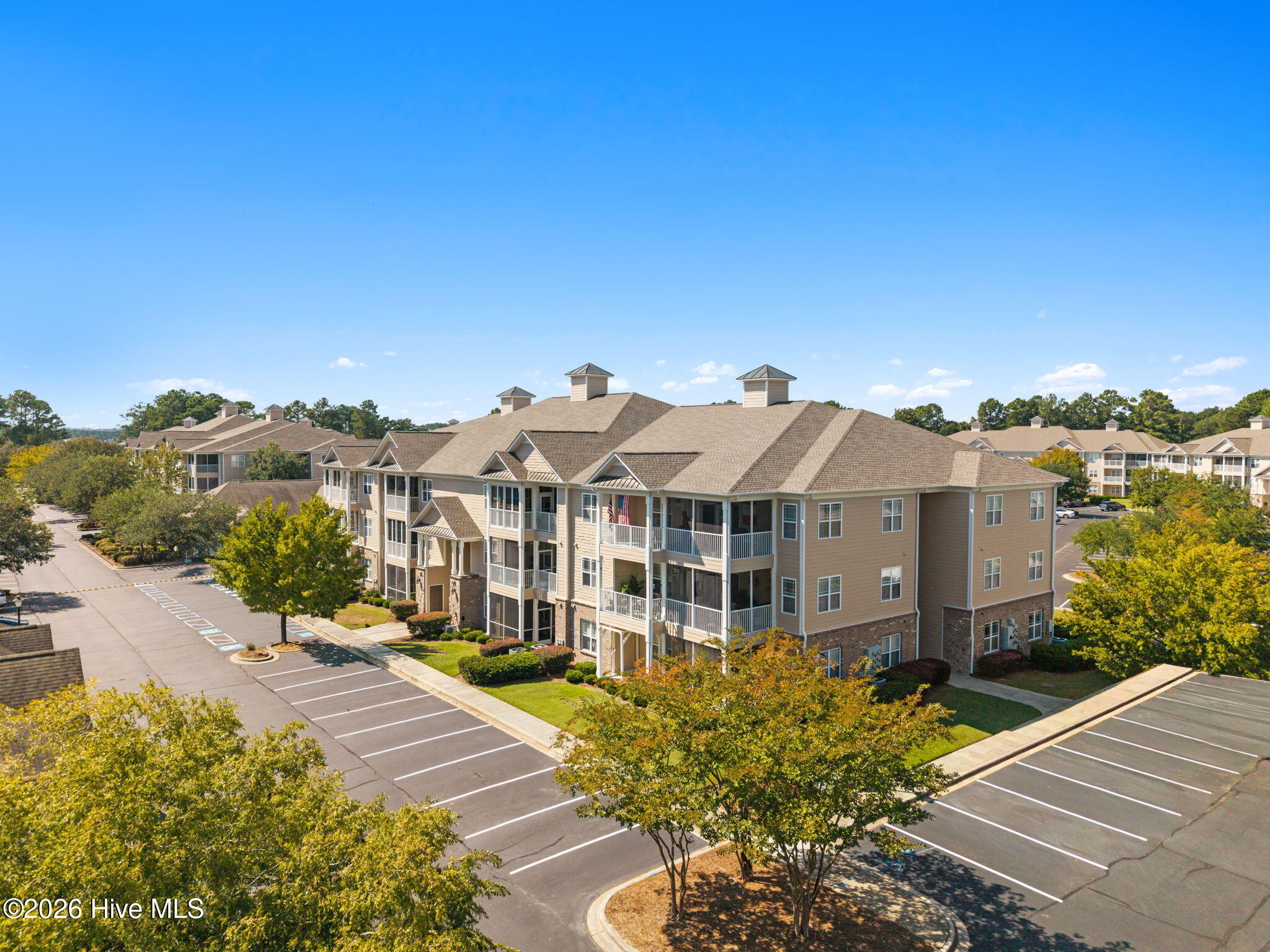 235 Woodlands Way Unit 19 — photo