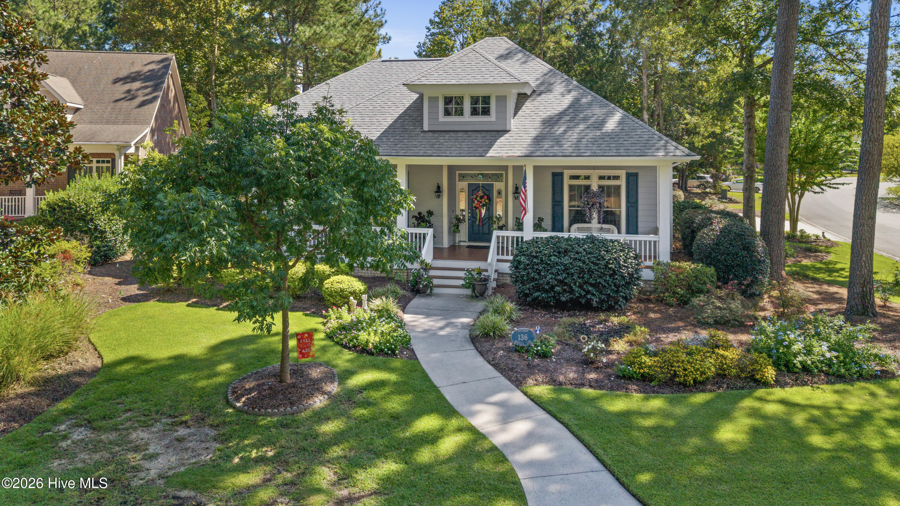 136 Southern Magnolia Lane — photo
