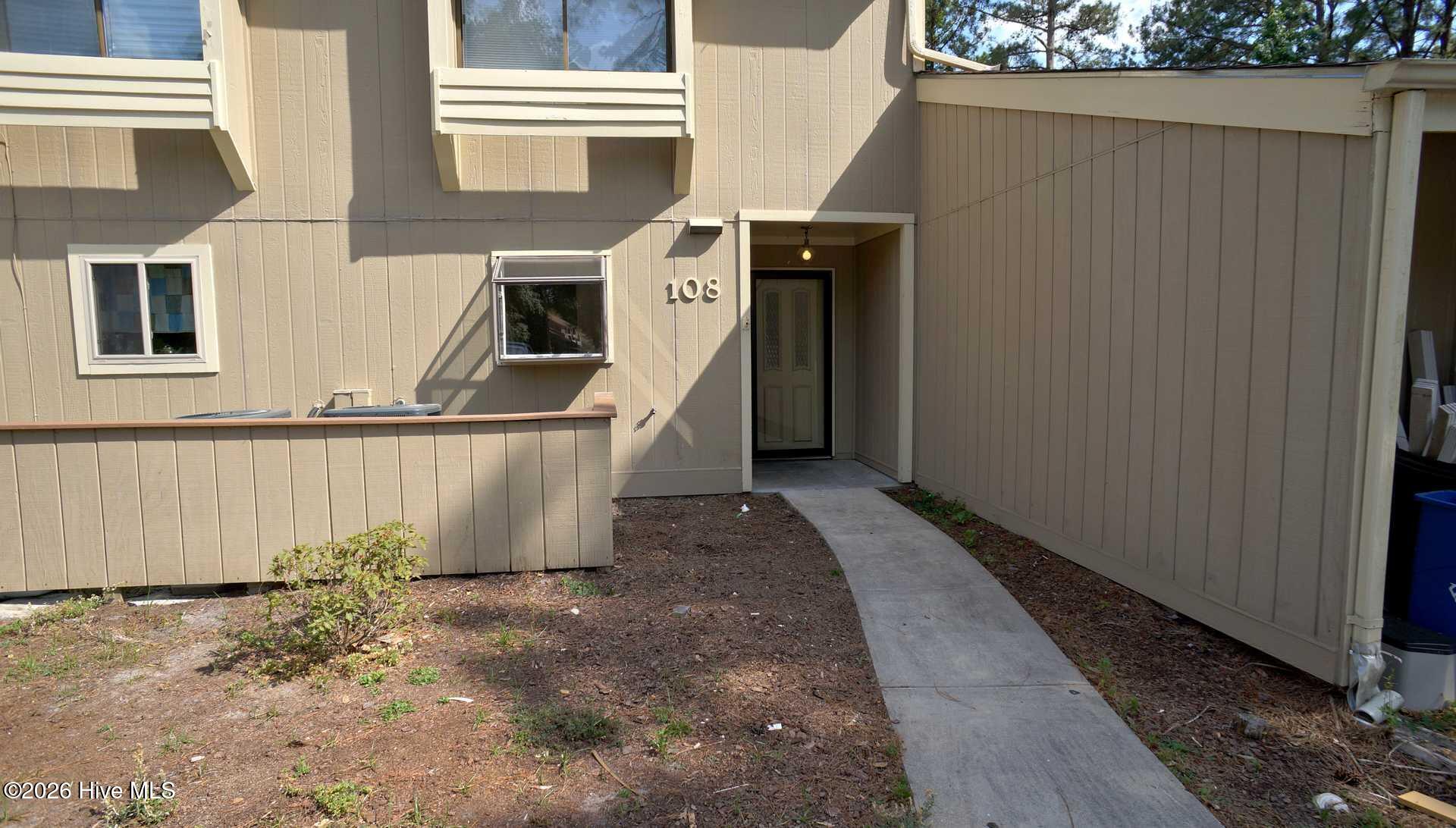 108 Quarterdeck — photo
