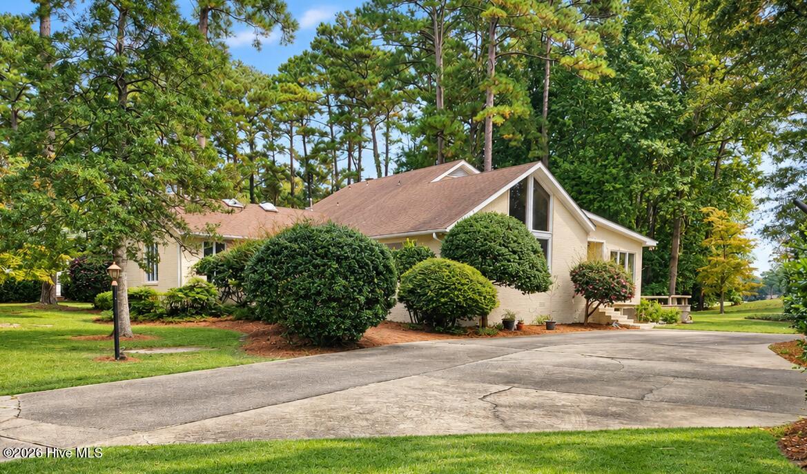 4503 W Fairway Drive — photo