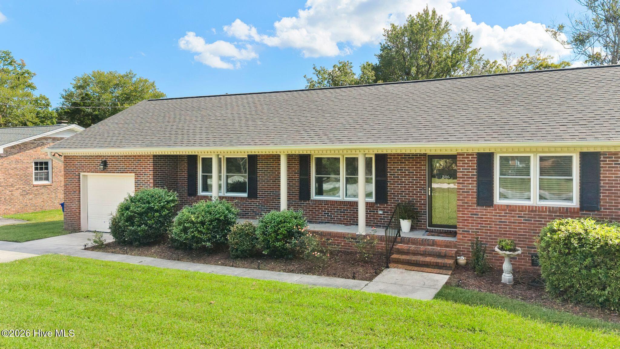 806 Bragg Drive — photo