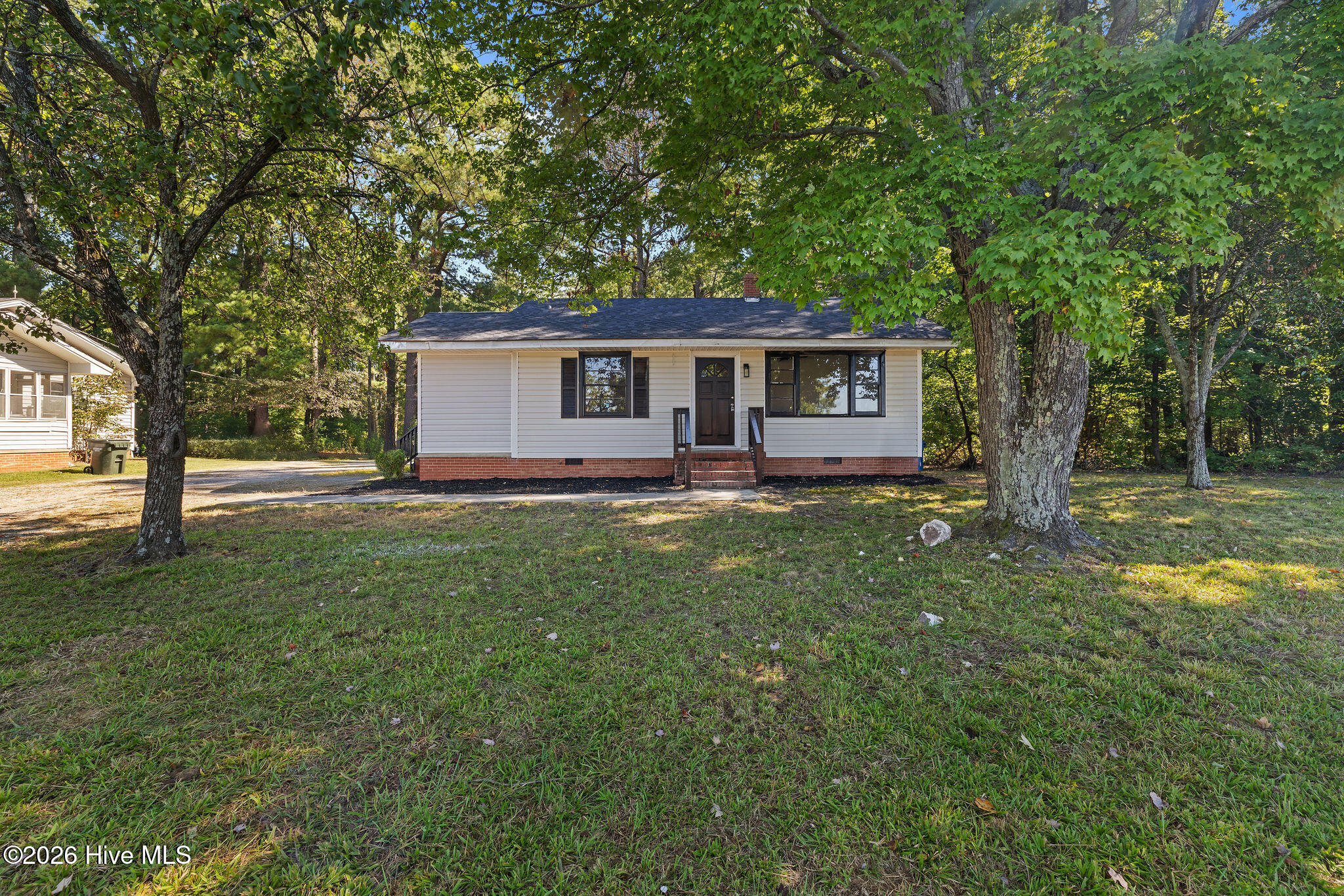 6709 Garrett Road — photo