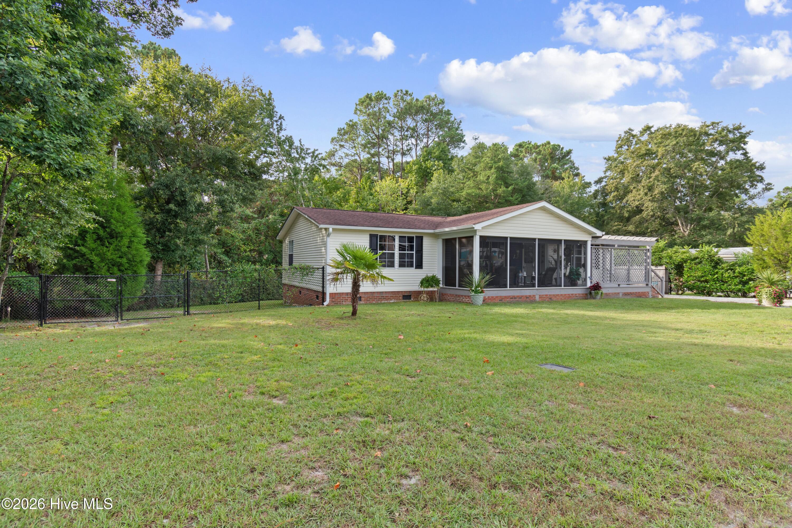 510 Magnolia Drive — photo