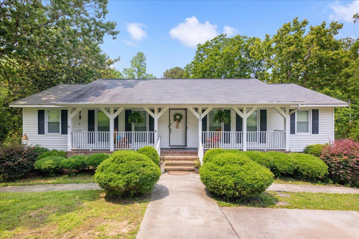 570 Wallace-Wells Circle — photo