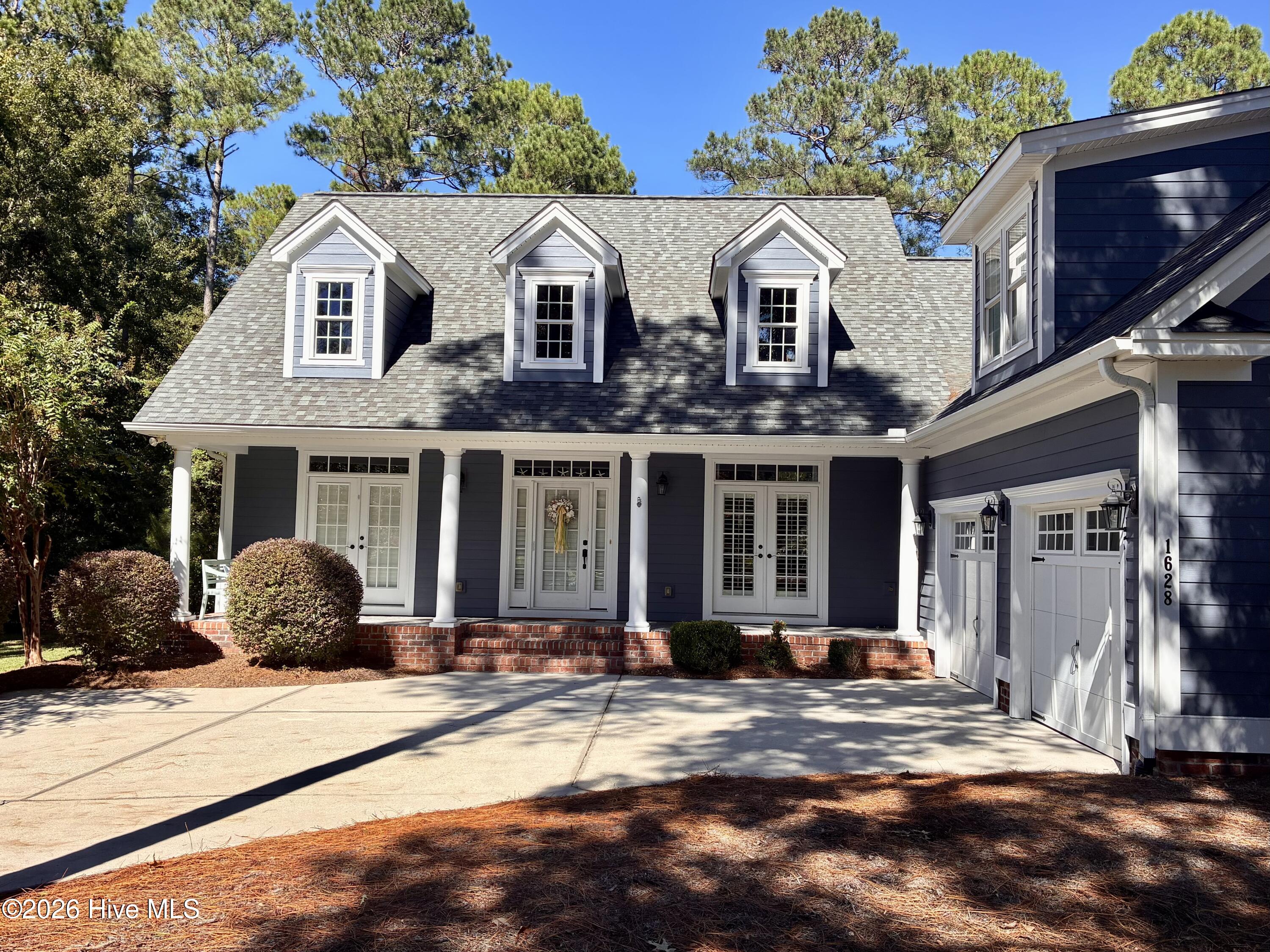 1628 Silverwood Court SE — photo