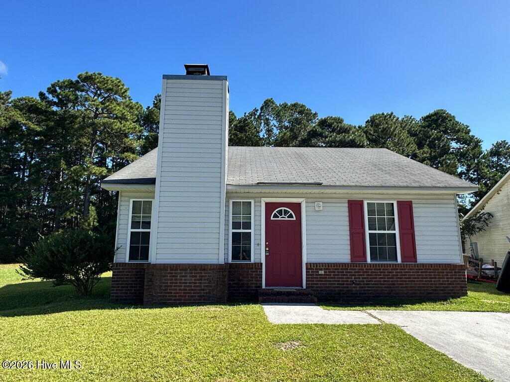 204 Live Oak Court — photo