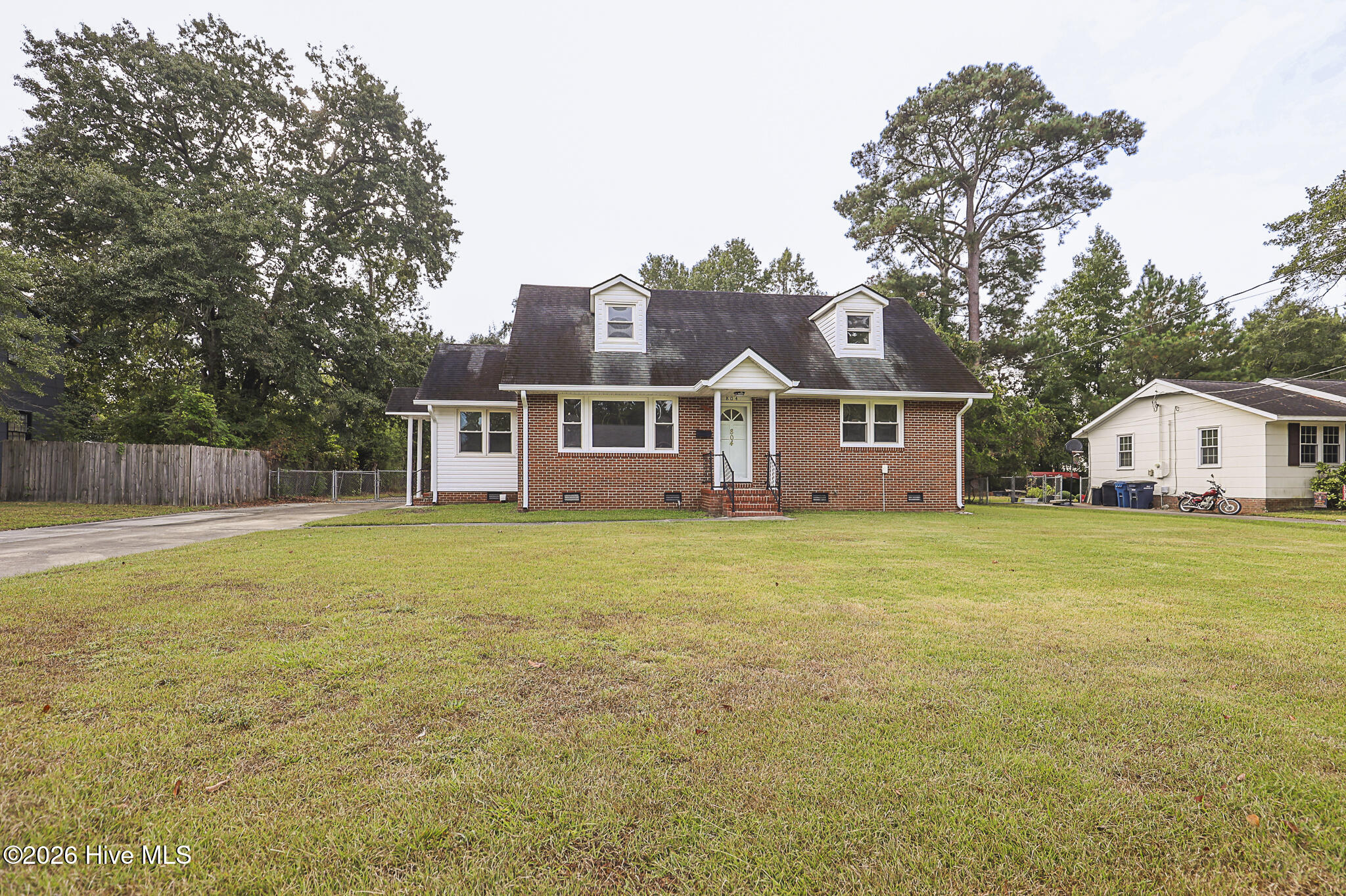804 Gardenview Drive — photo
