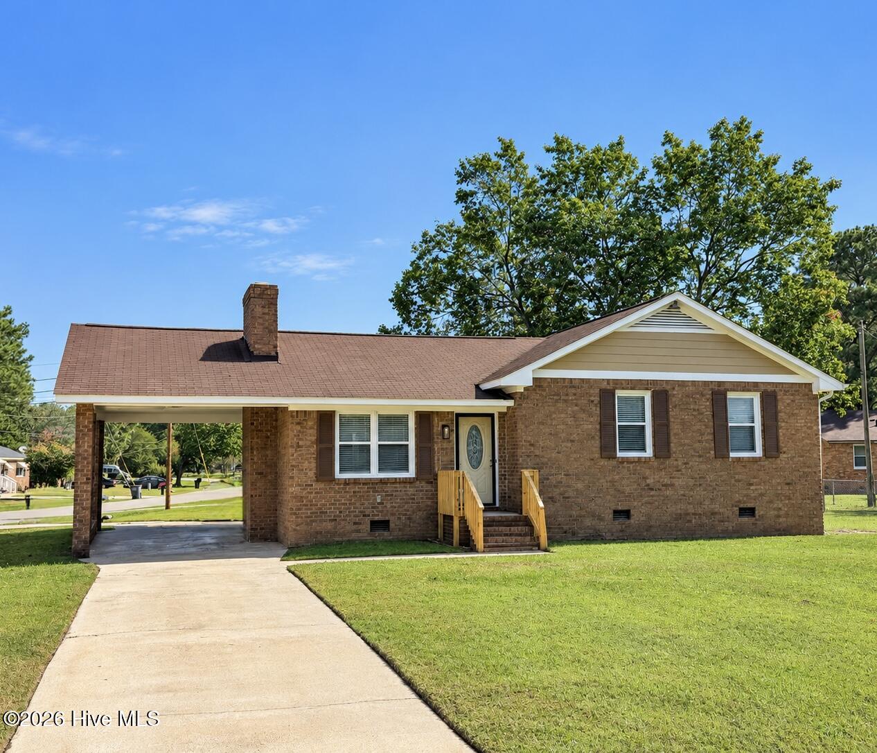 101 Pickwick Court — photo