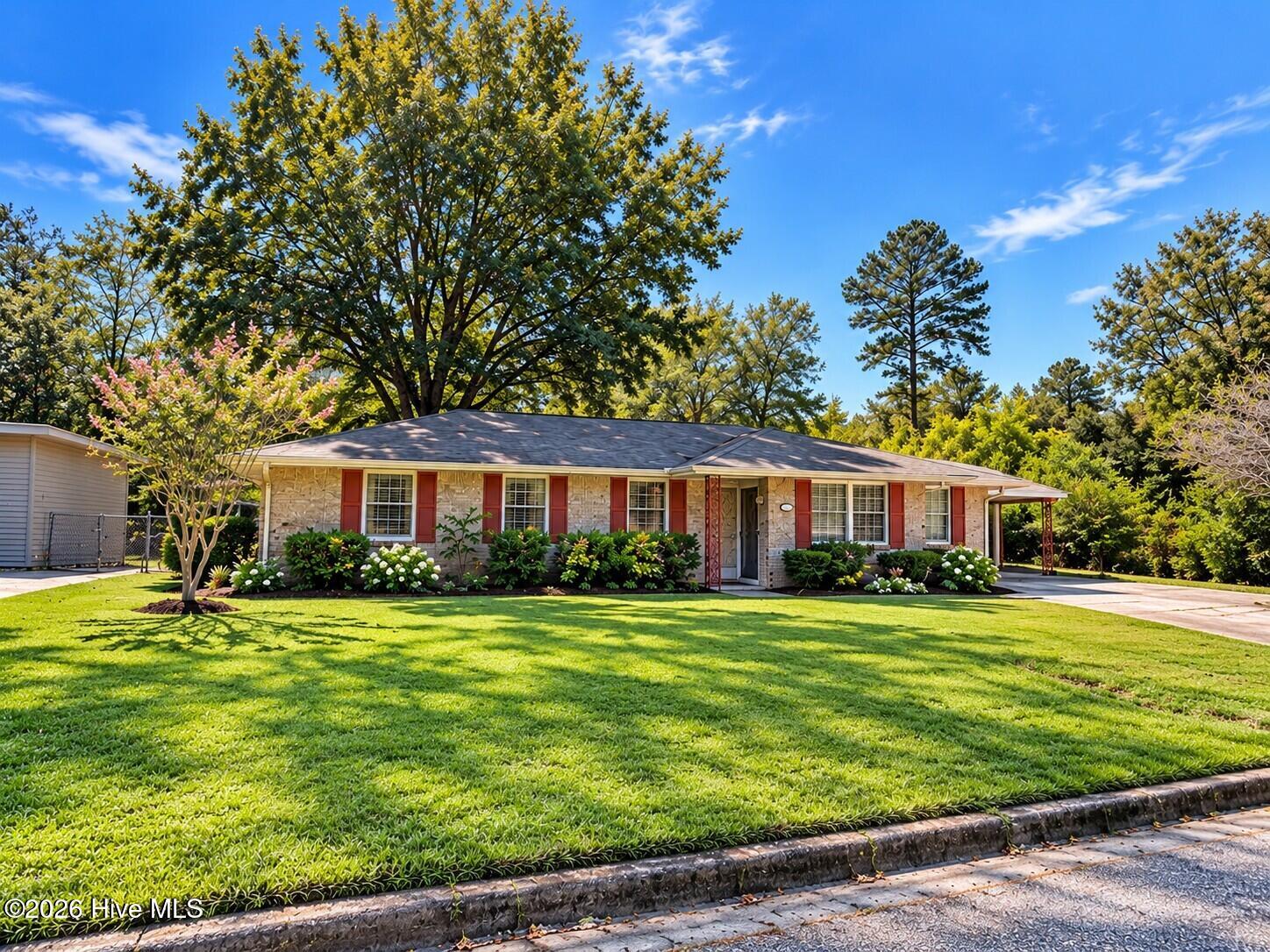 2208 Albemarle Drive — photo