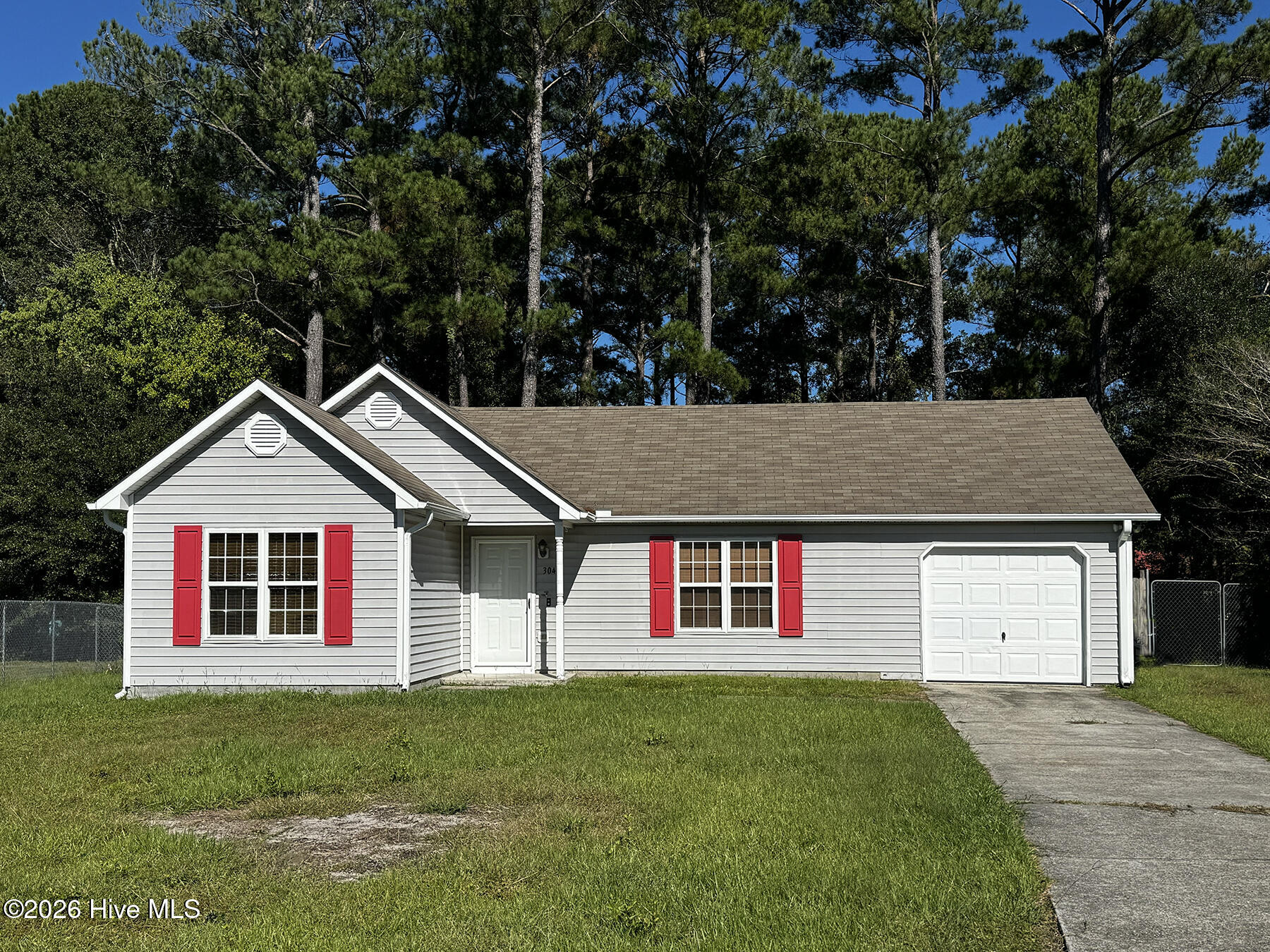 304 Northwoods Court SE — photo