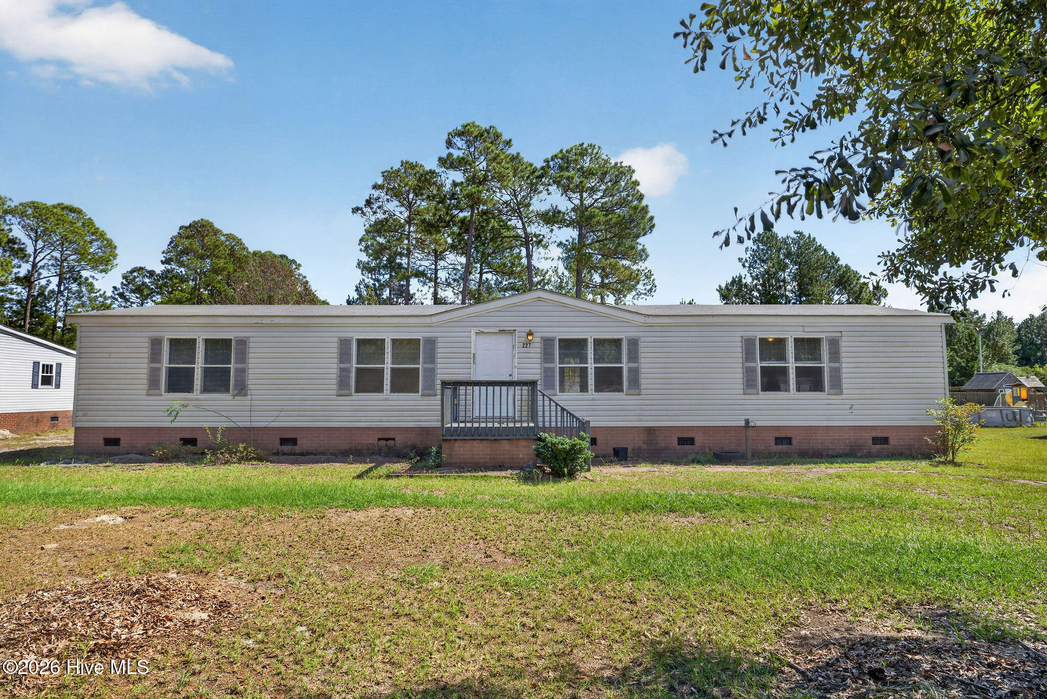 227 Hearthside Drive — photo