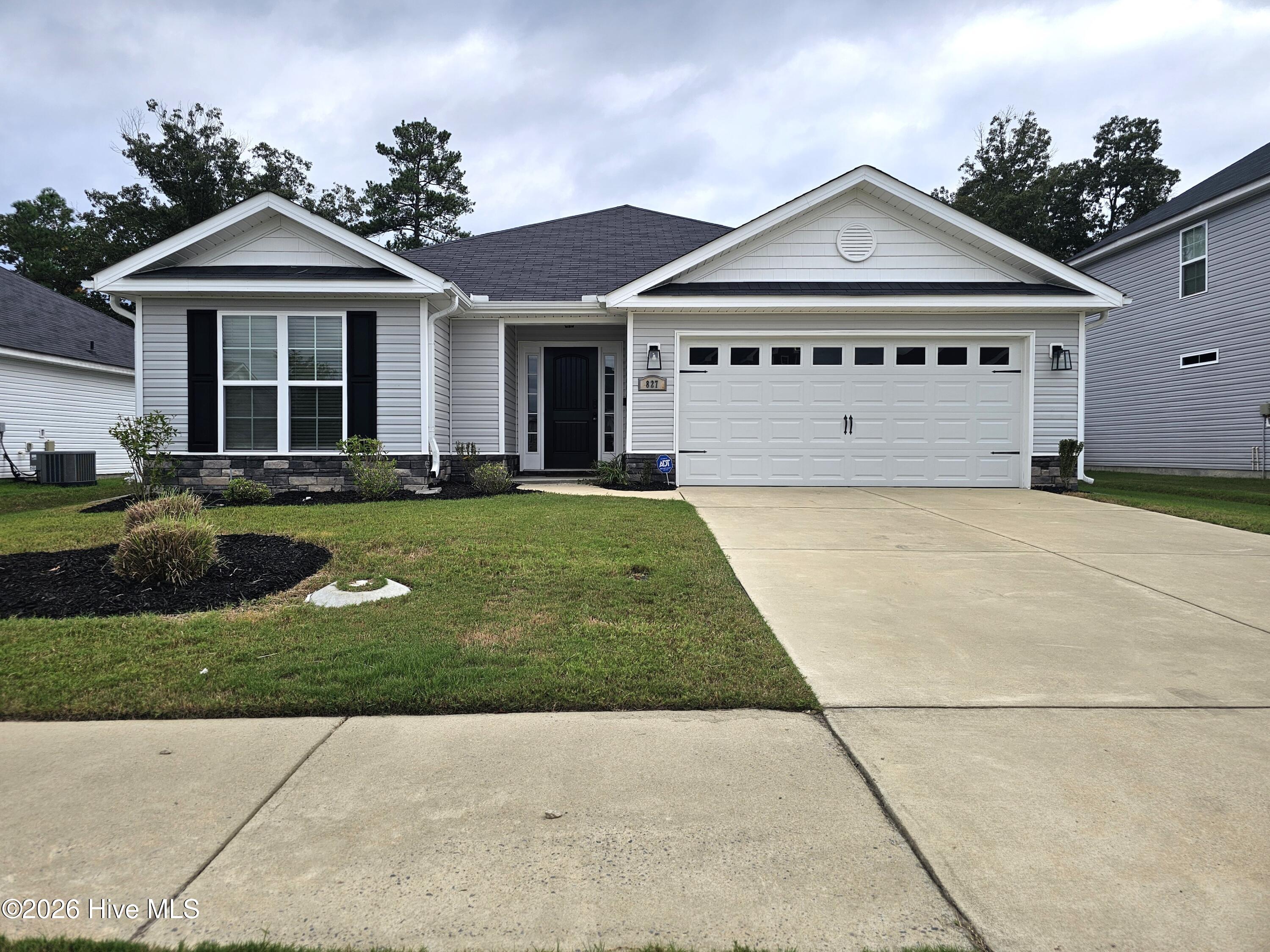 827 Goodale Drive — photo