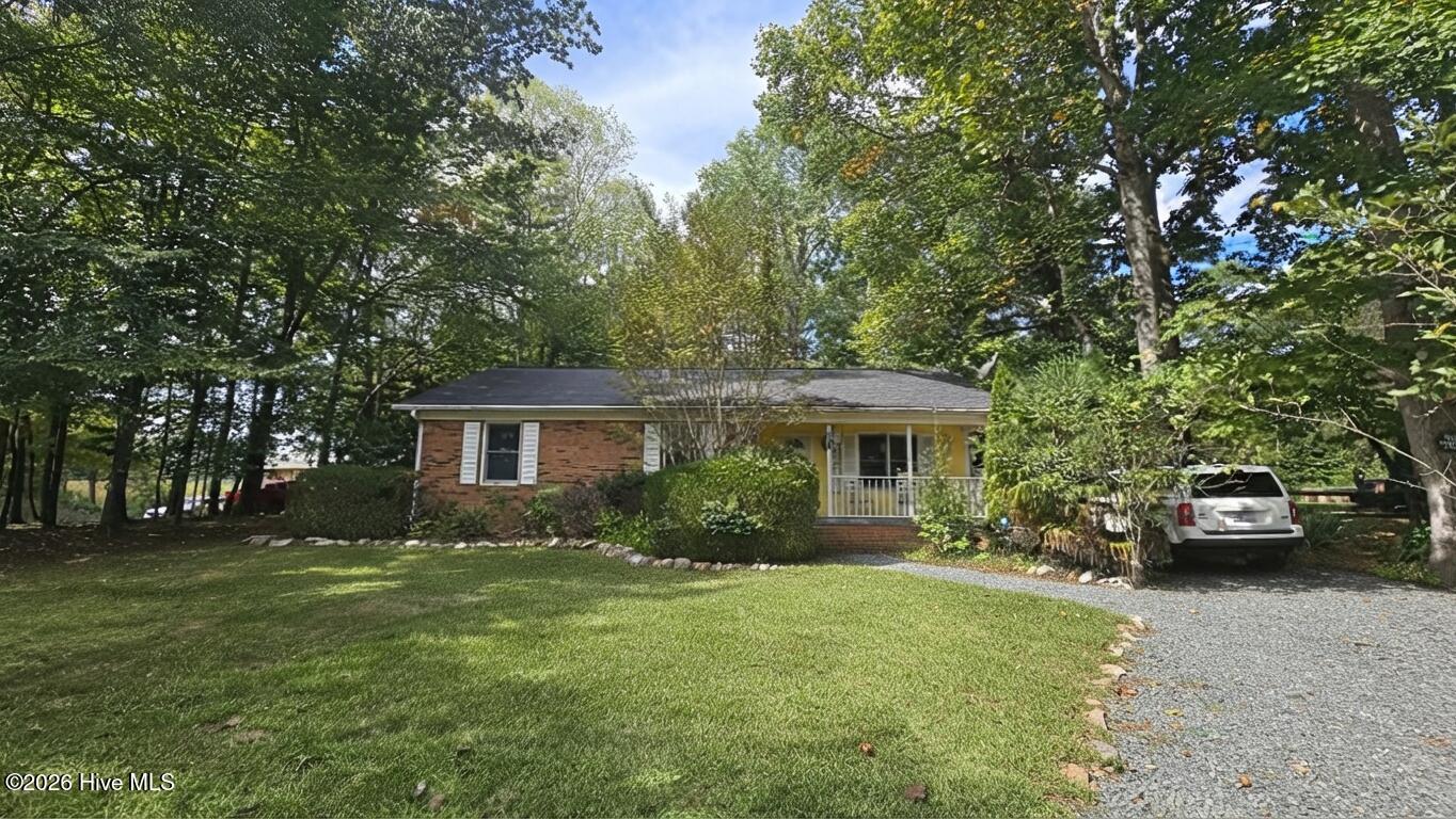 904 Sanlee Drive — photo