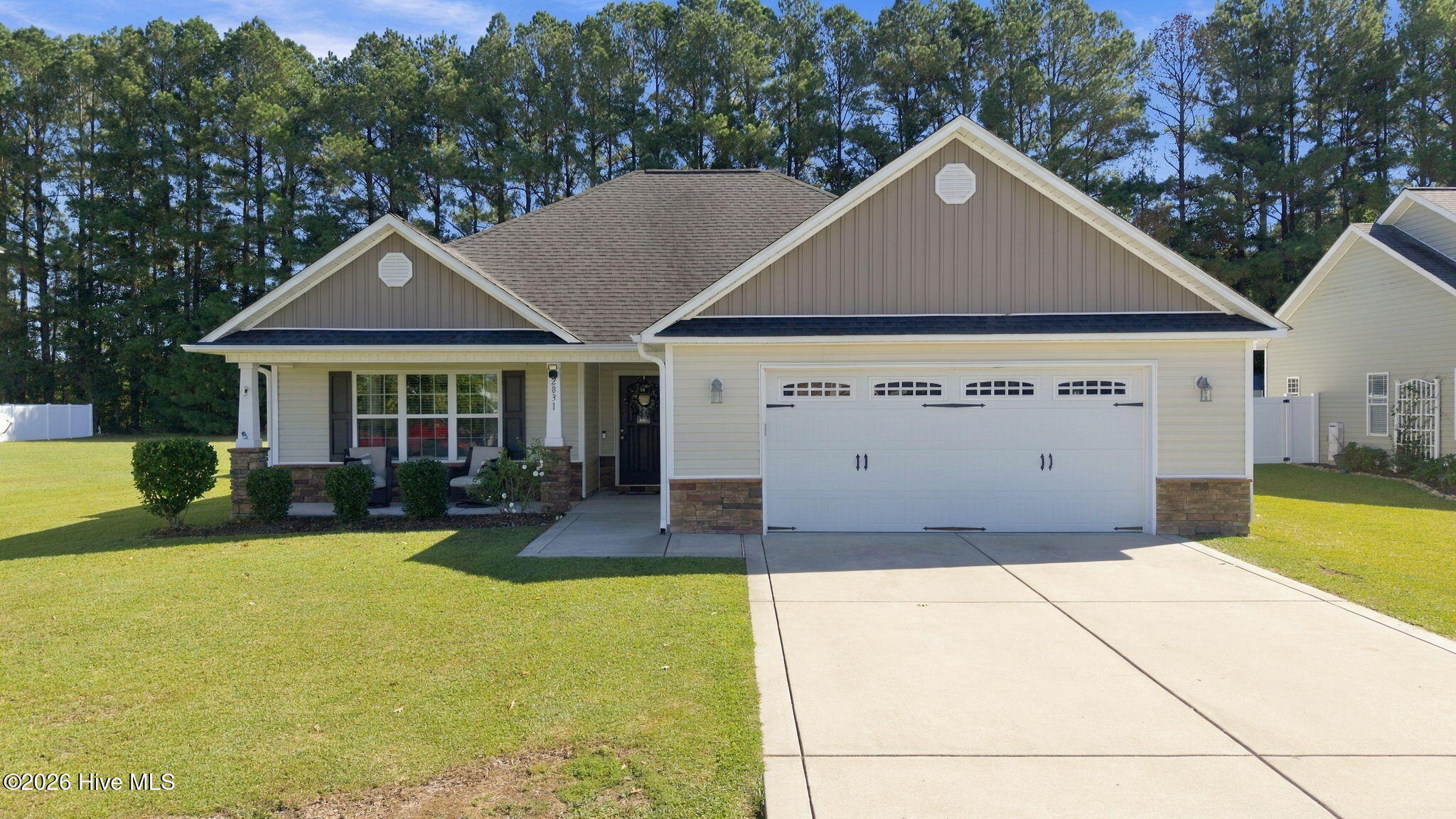 2831 Oakwood Drive — photo