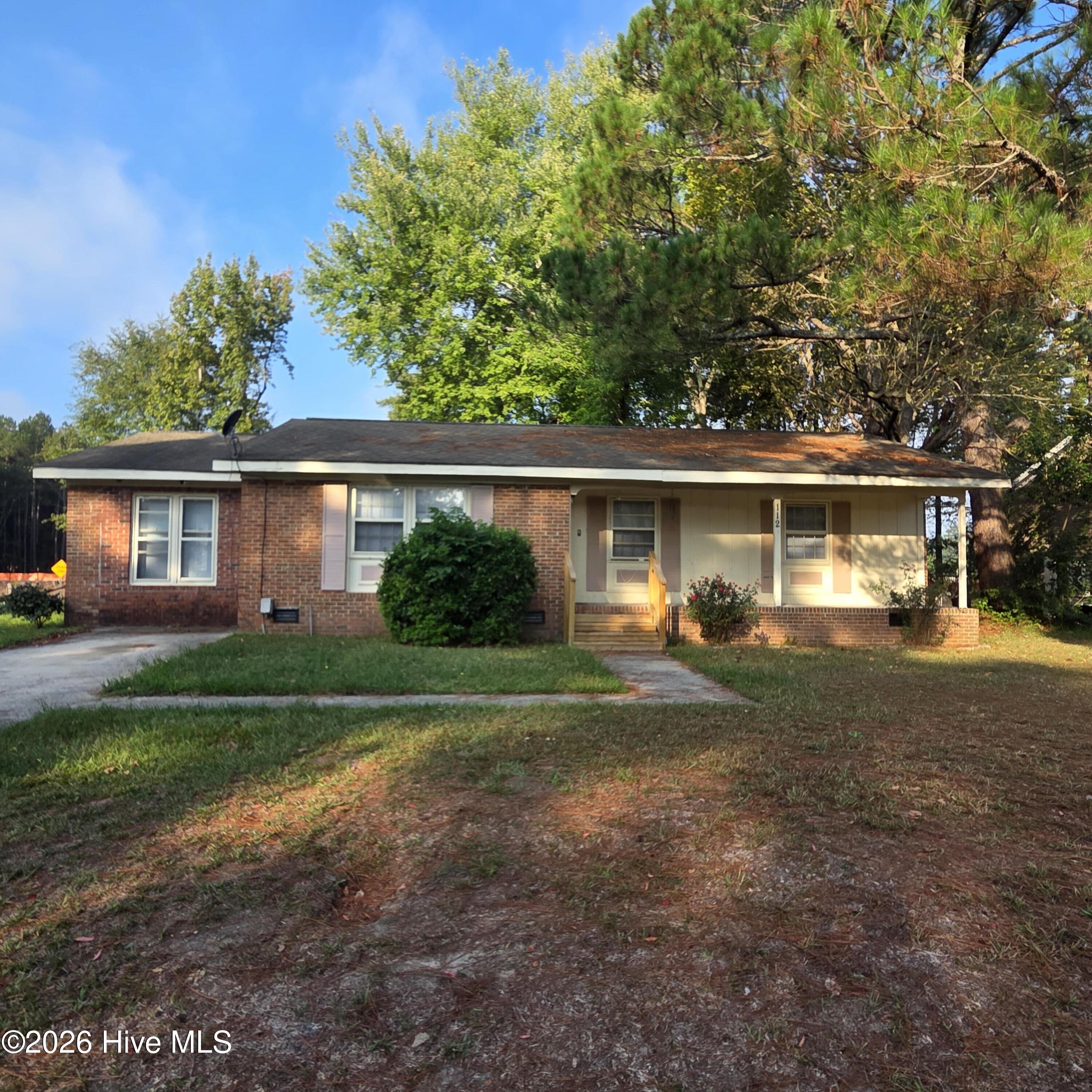 112 Candlewood Drive — photo