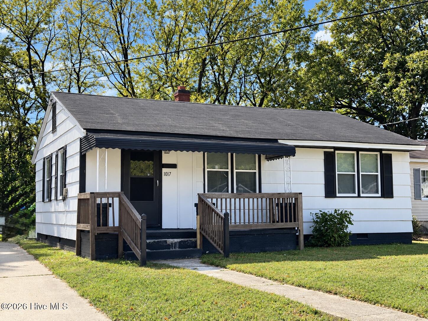 1017 Moore Street — photo