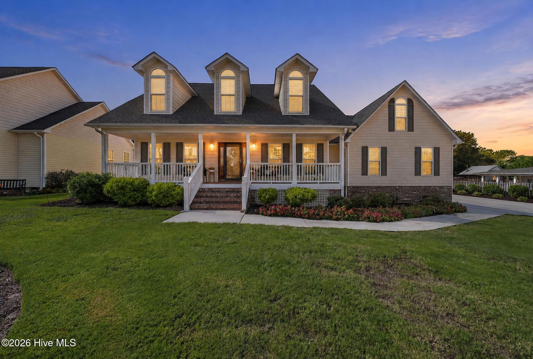 8012 Yellow Daisy Drive — photo