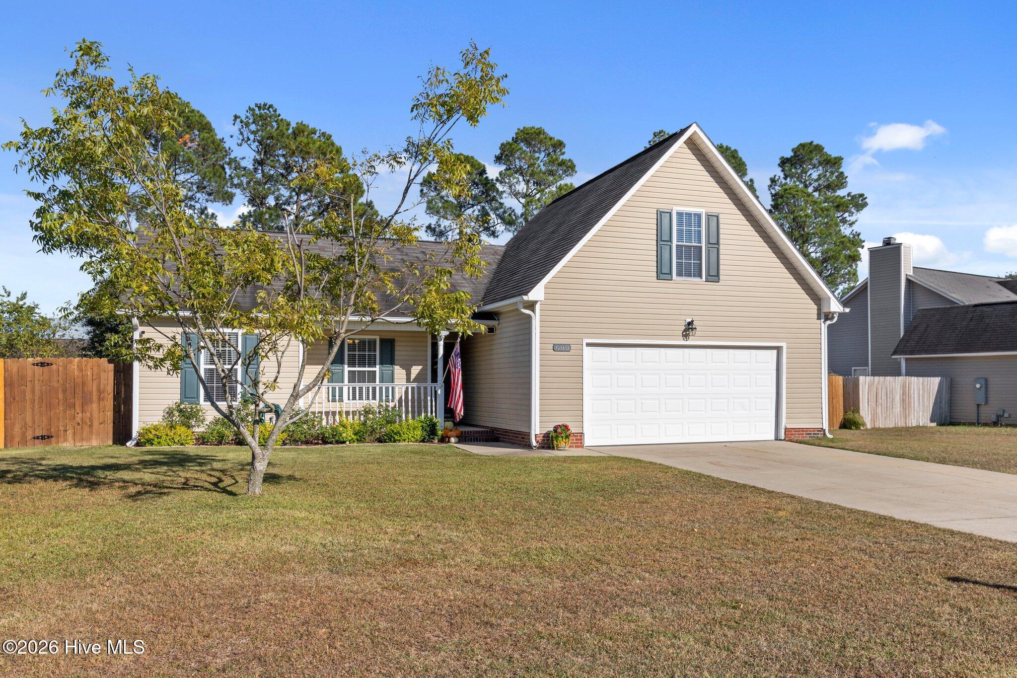 600 S Buckeye Drive — photo