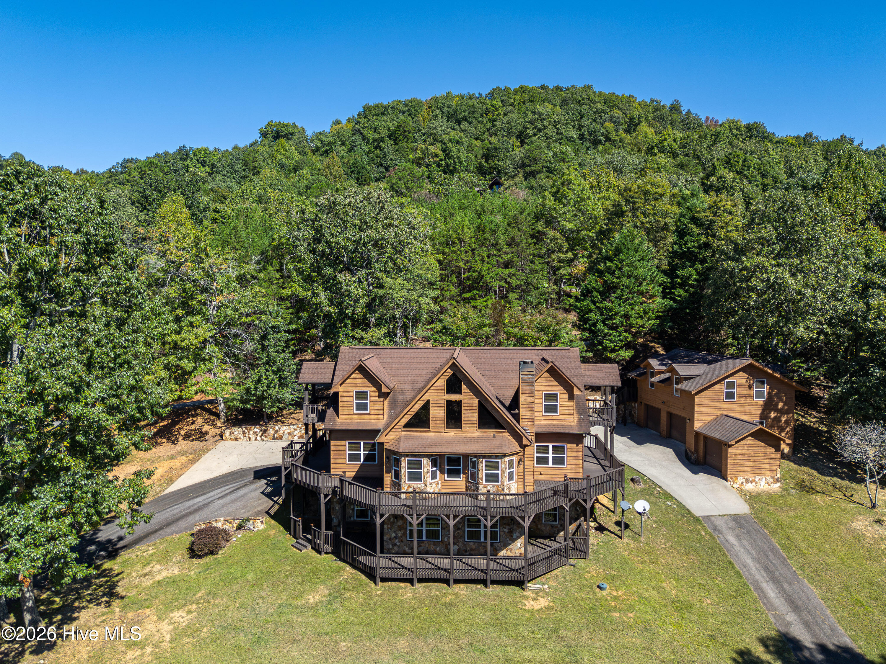 35 Honeysuckle Lane — photo
