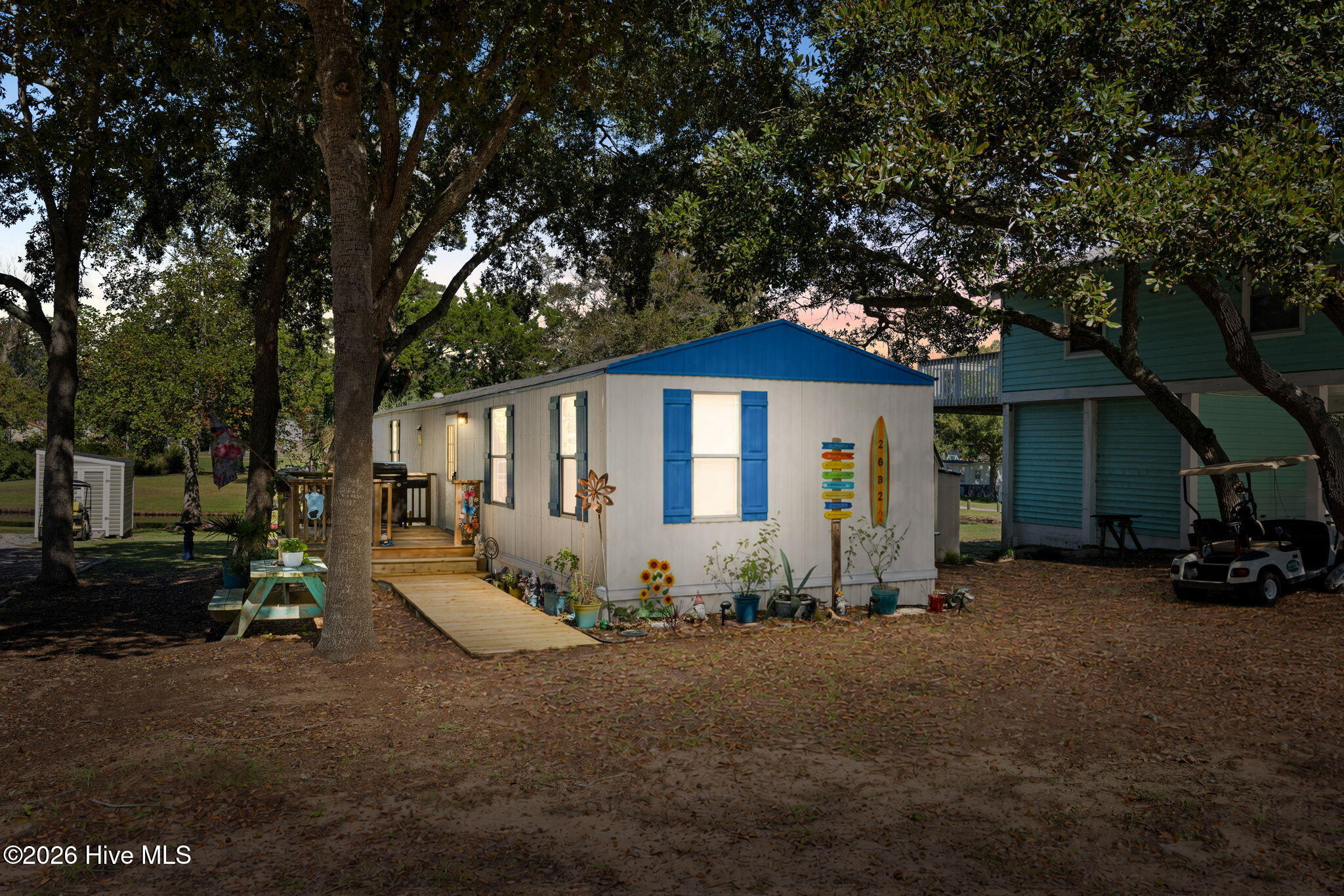 2882 Six Pence Drive SW — photo