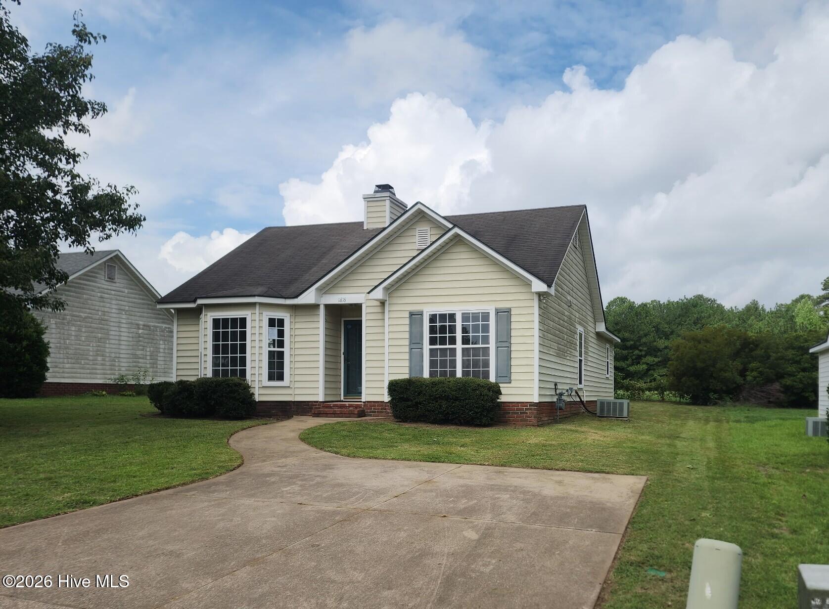 1616 Greys Mill Road — photo
