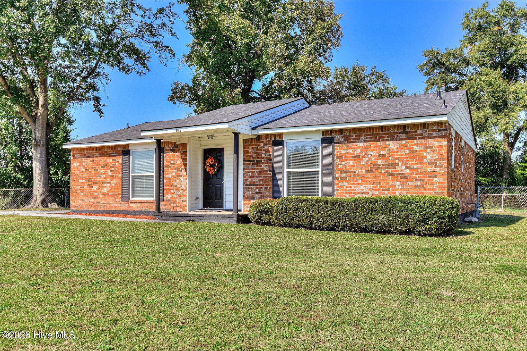 3219 Gerald Drive E — photo