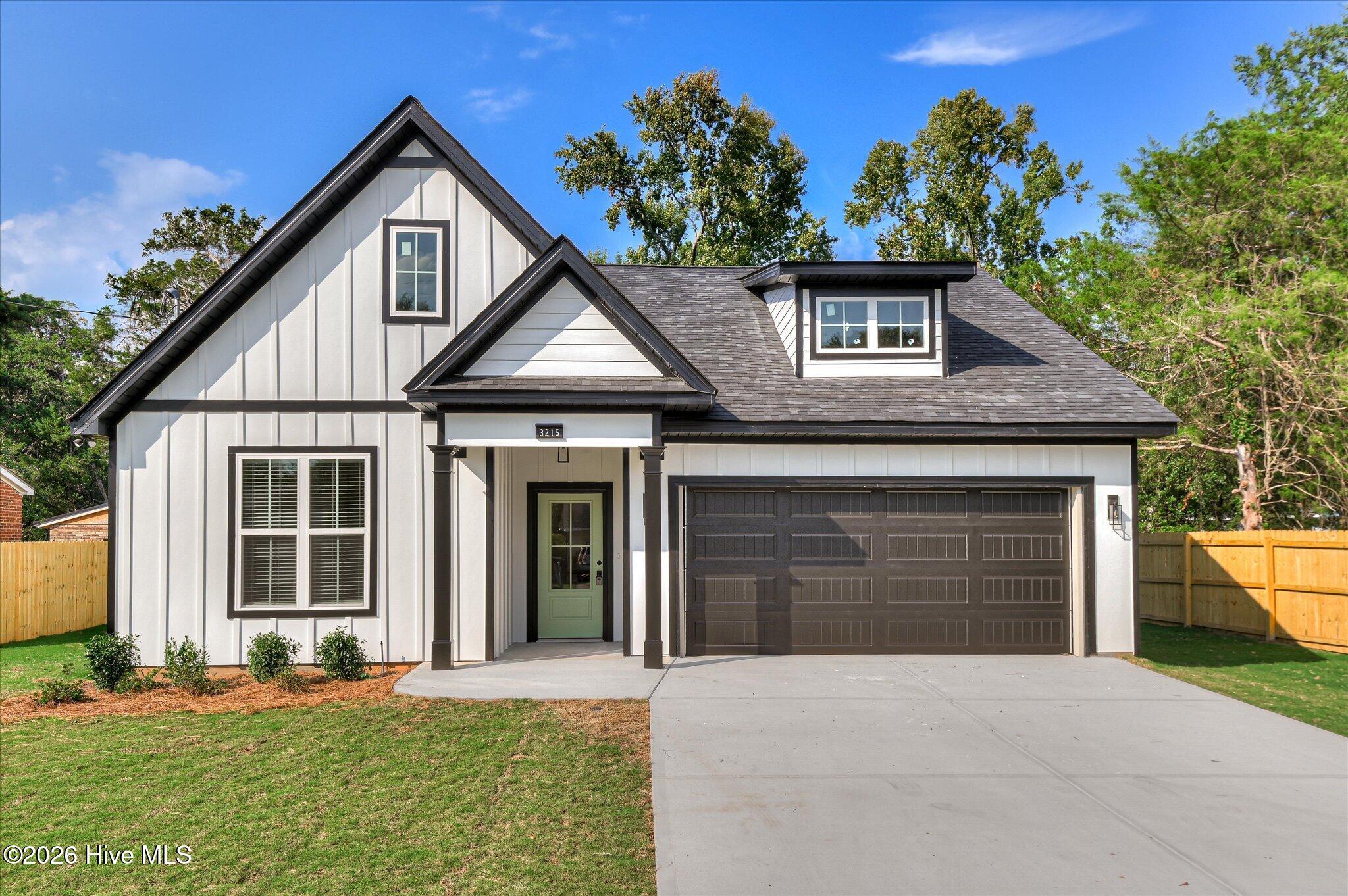3215 Sycamore Drive — photo