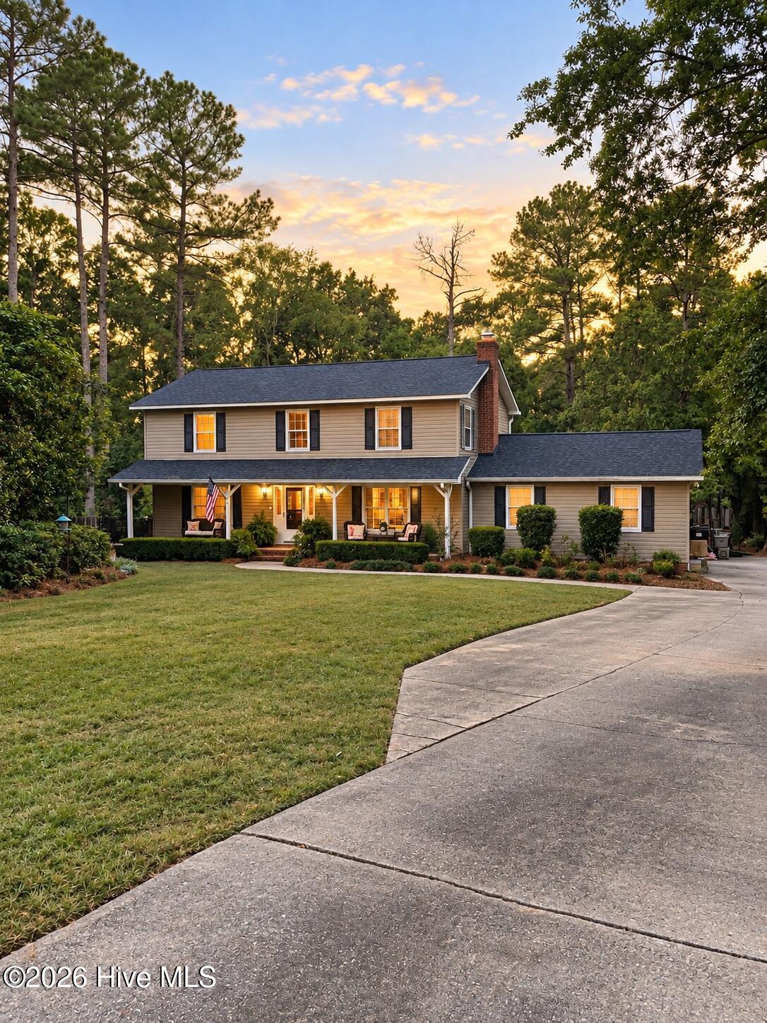 4626 Woodbridge Court — photo