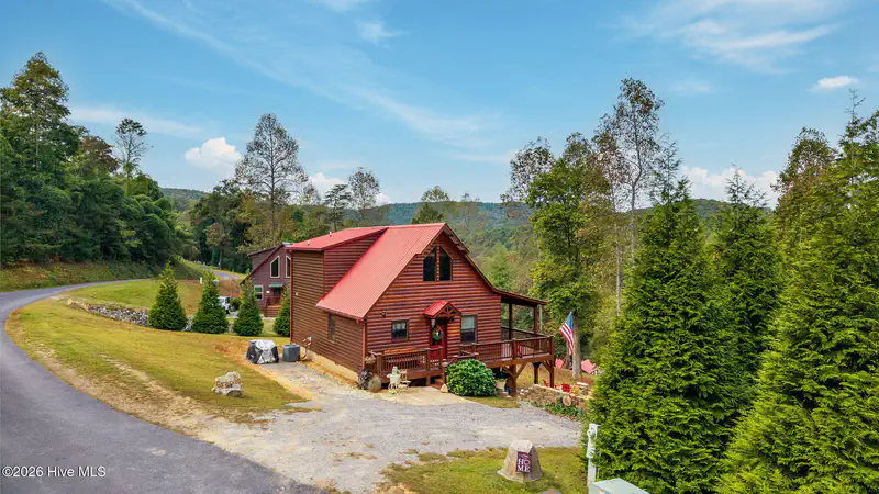 140 Carolina Fox Circle — photo