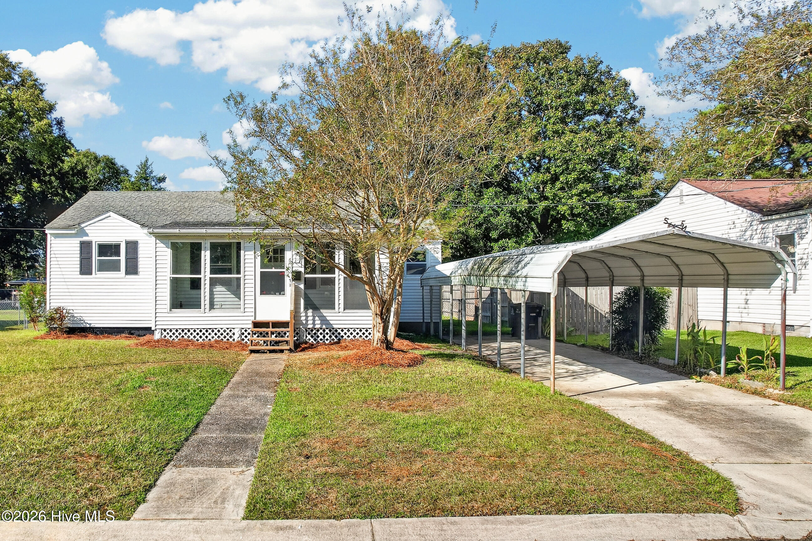 127 Bryan Place — photo
