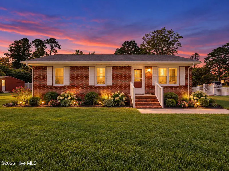 235 Tom Mann Road — photo