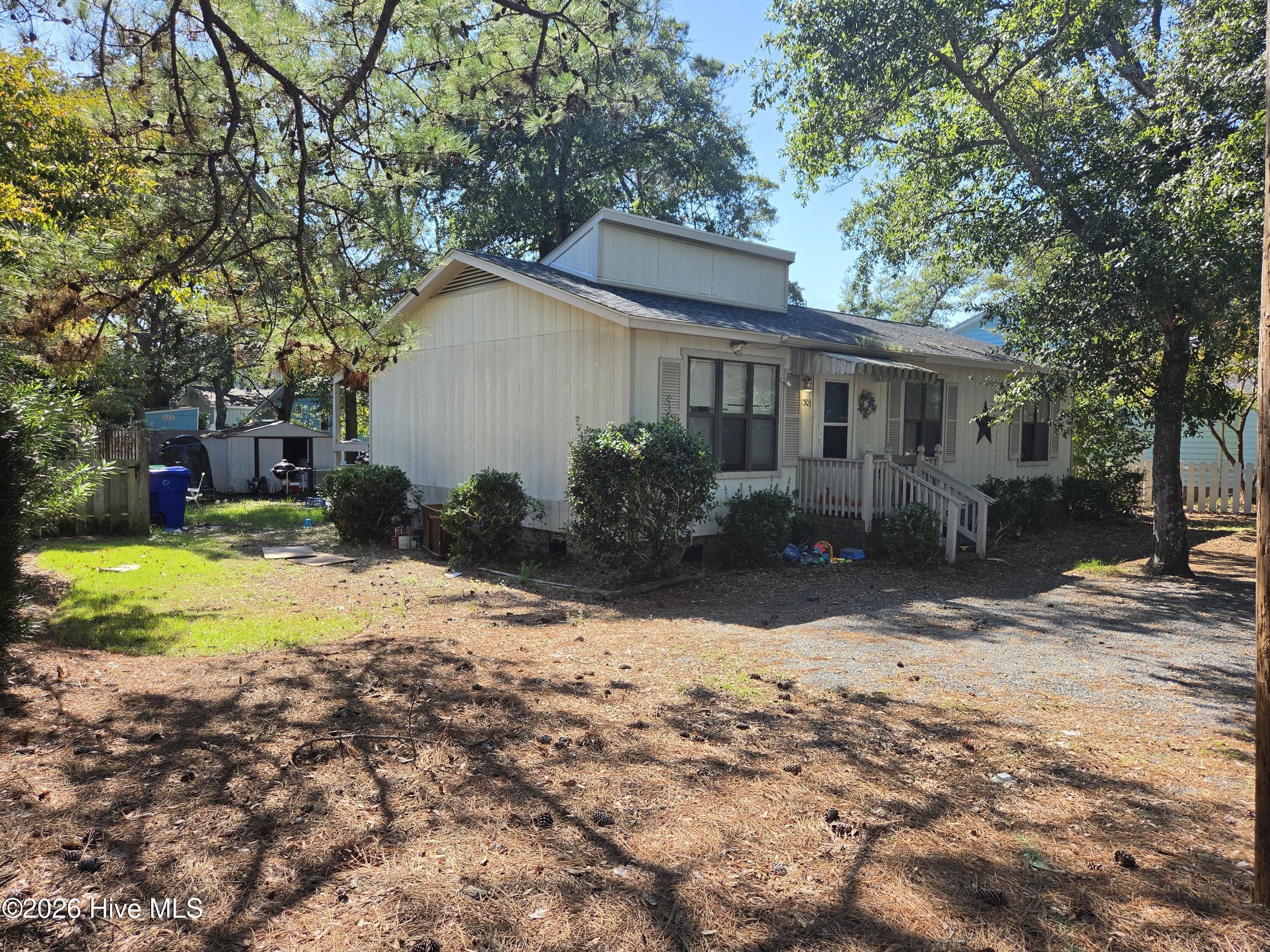7503 E Oak Island Drive — photo